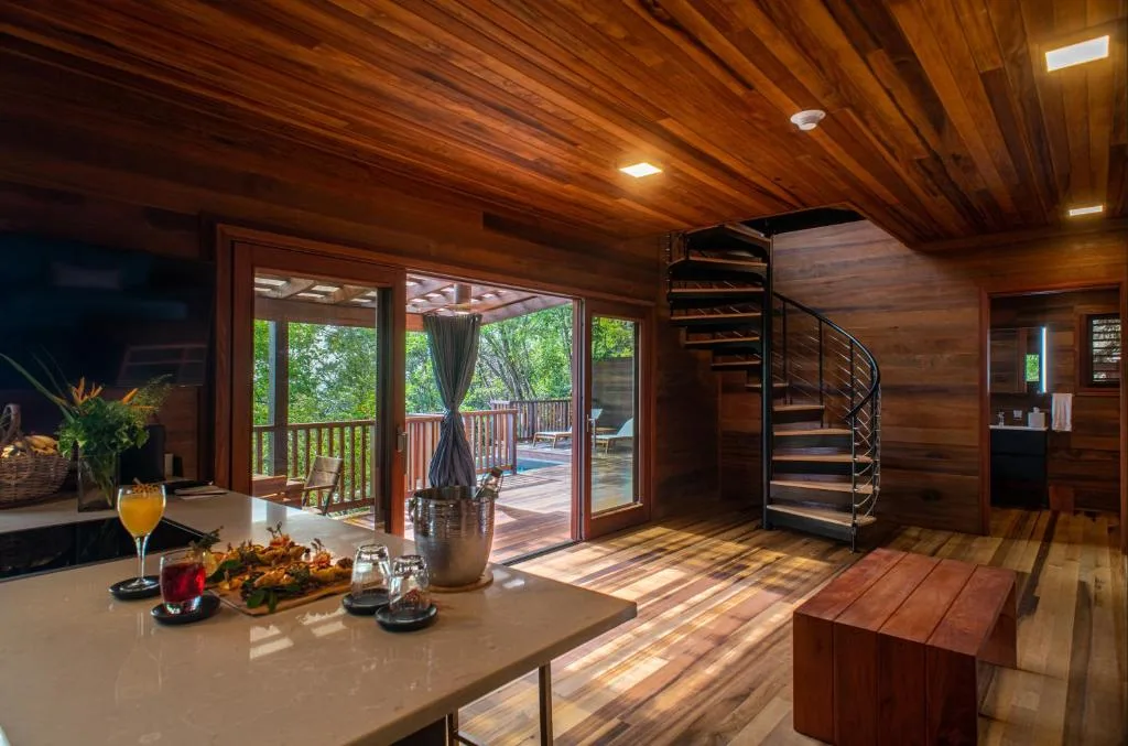 житлова зона котеджу в таємній бухті