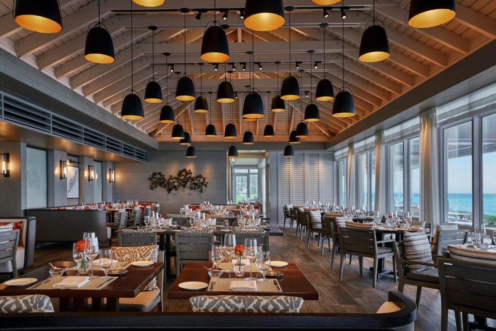 the ocean club a four seasons resort restauracja