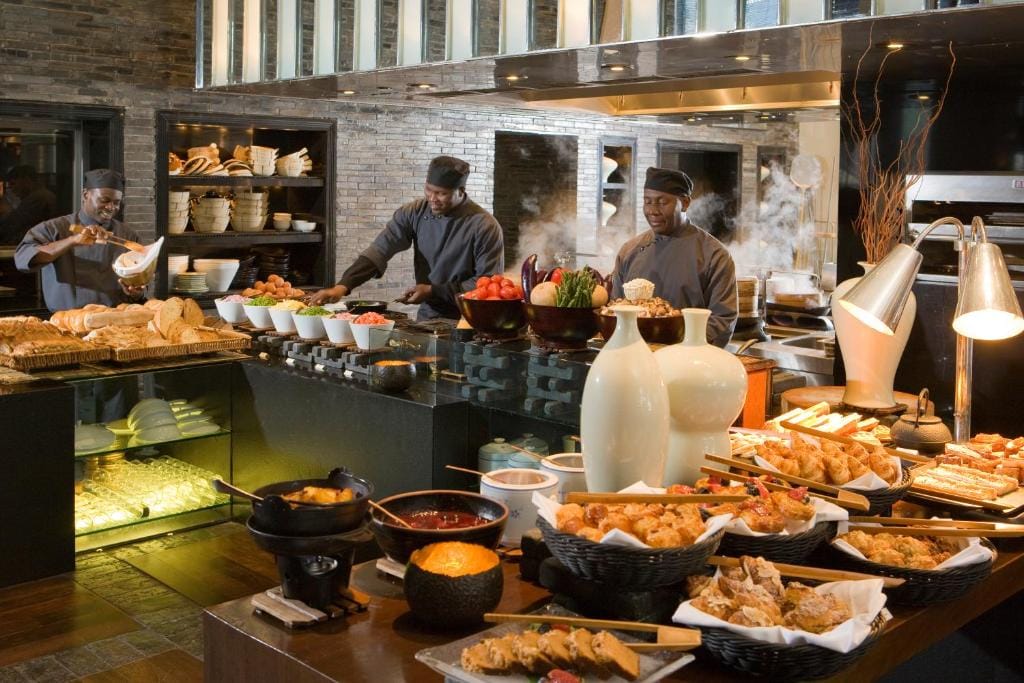 the setai miami beach serwowanie śniadania