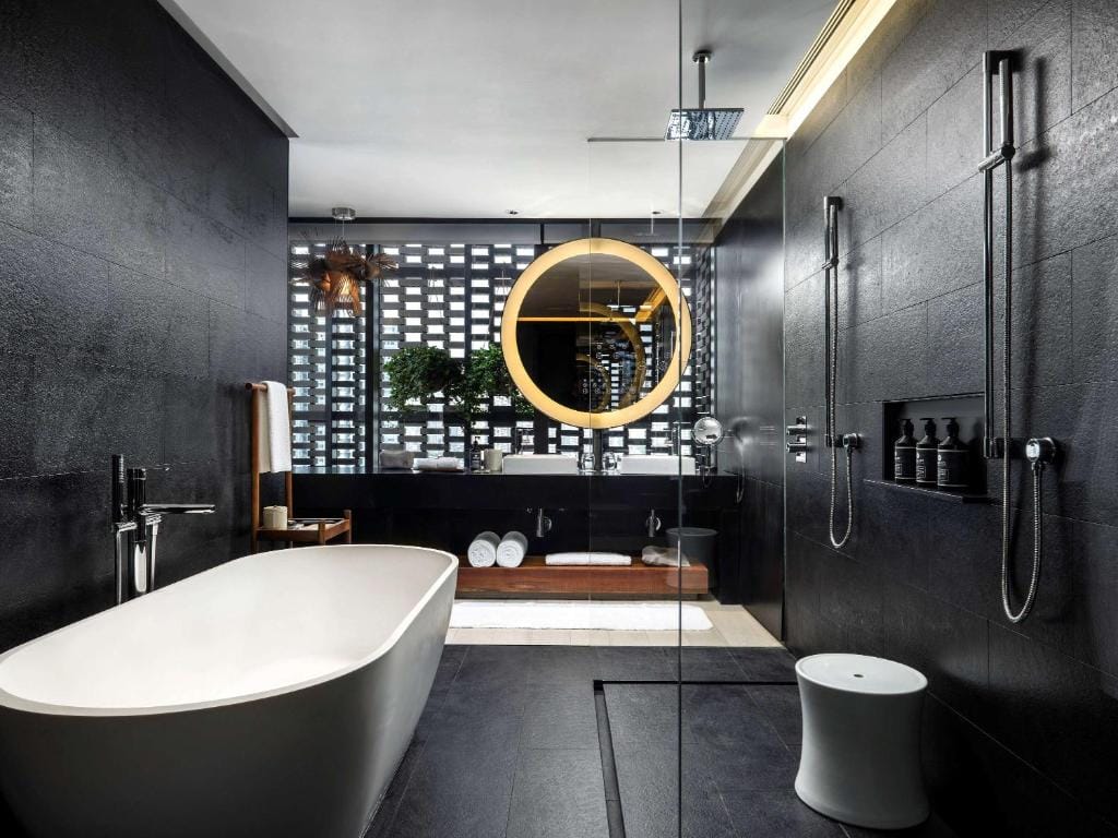 upper house chengdu - łazienka z wanną