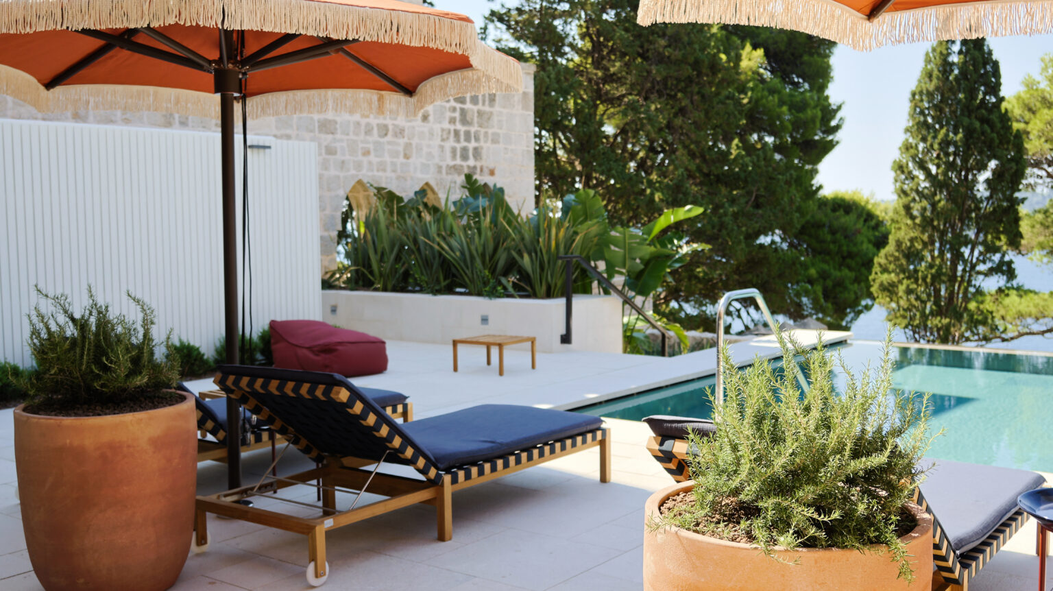 alh villaargentina outdoor pool 3