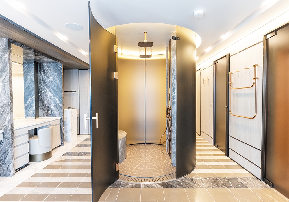 m76 gra regent suite desktop 1000x700 10