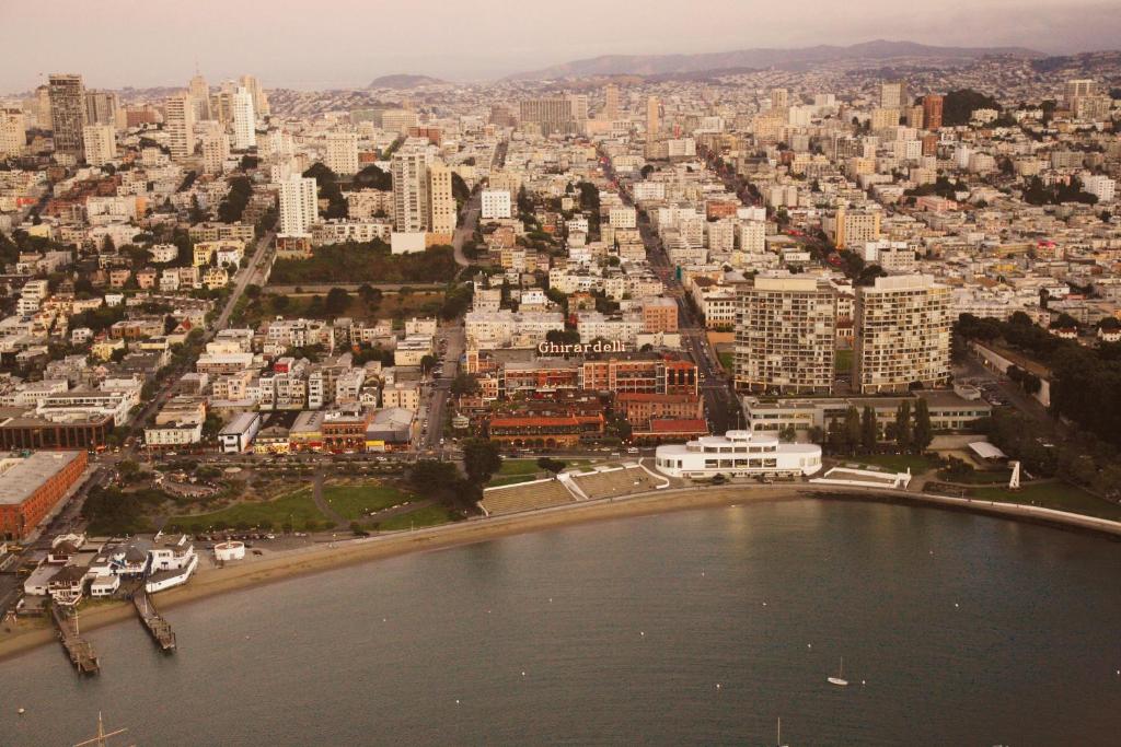 the fairmont heritage place ghirardelli square 10