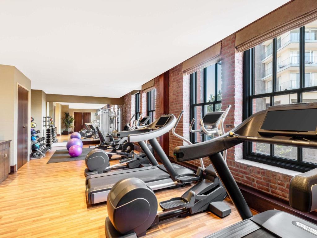 the fairmont heritage place ghirardelli square 7