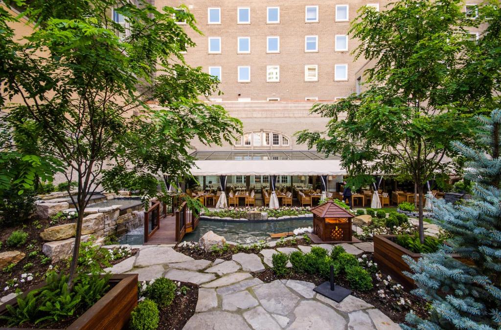 the ritz carlton montreal 5