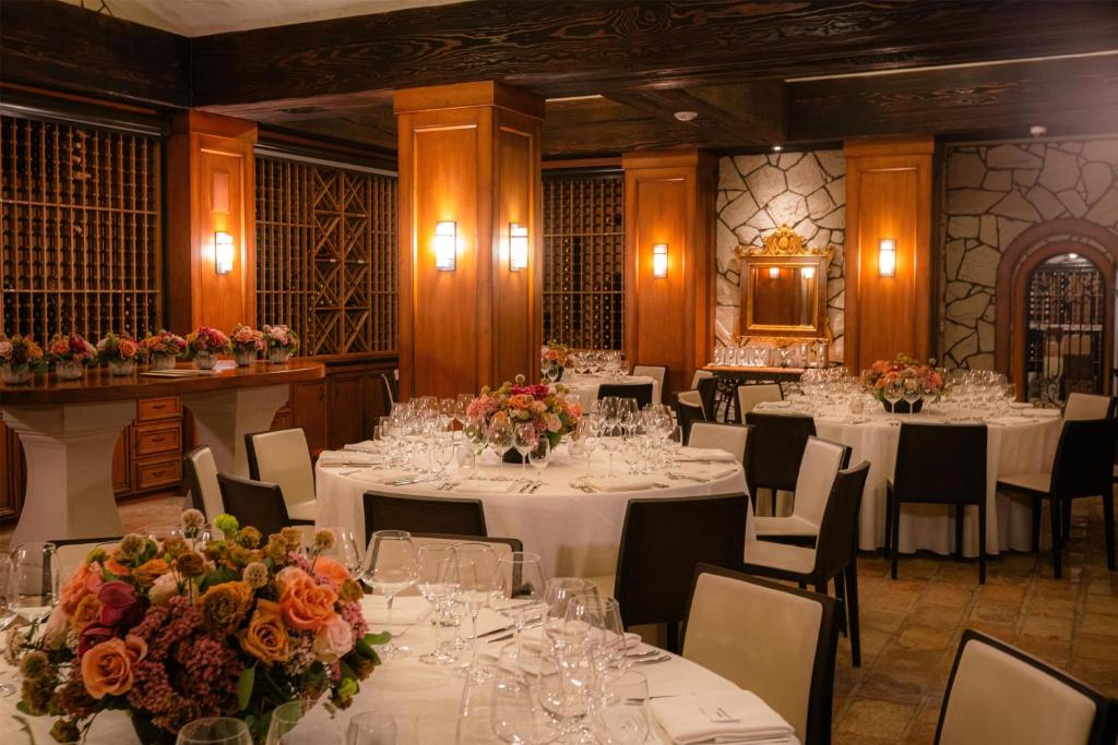 waldorf astoria monarch sala restauracyjna