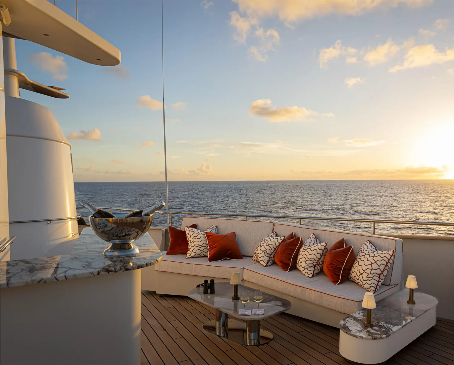 aql interiors 18 sun deck lounge & bar d.png