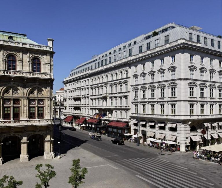 hotel sacher wien budynek hotelu i ulica