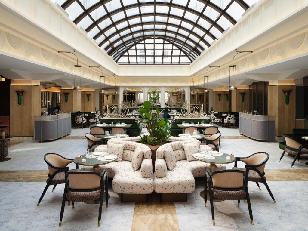 mandarin oriental vienna restauracja 2 z przeszklonym dachem