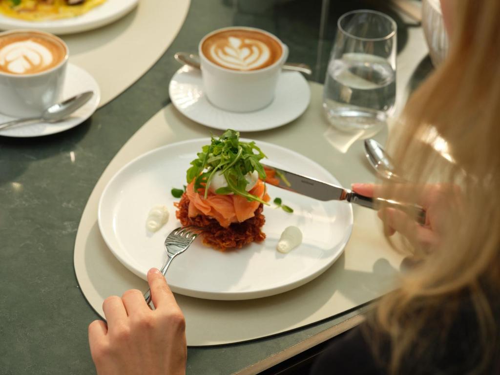 mandarin oriental vienna serwowane śniadanie