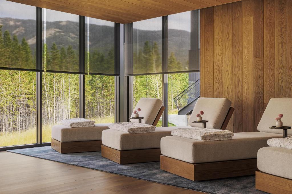 one&only moonlight basin spa