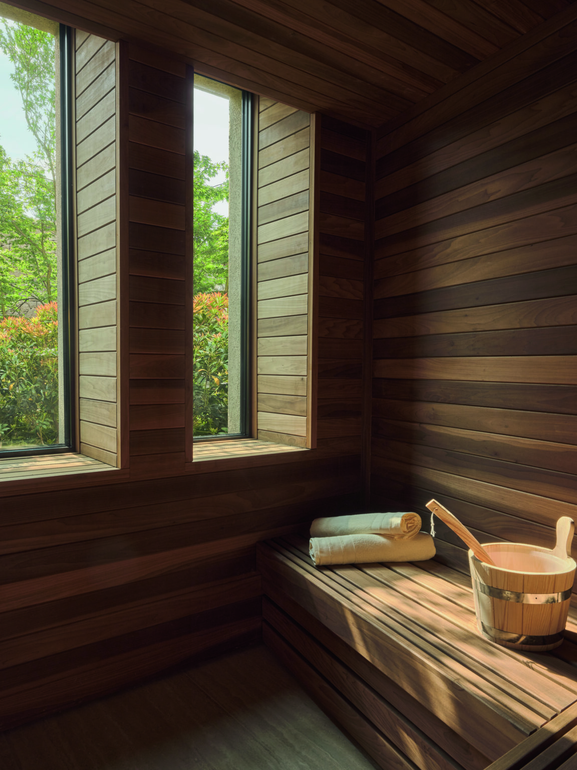 10 private spa