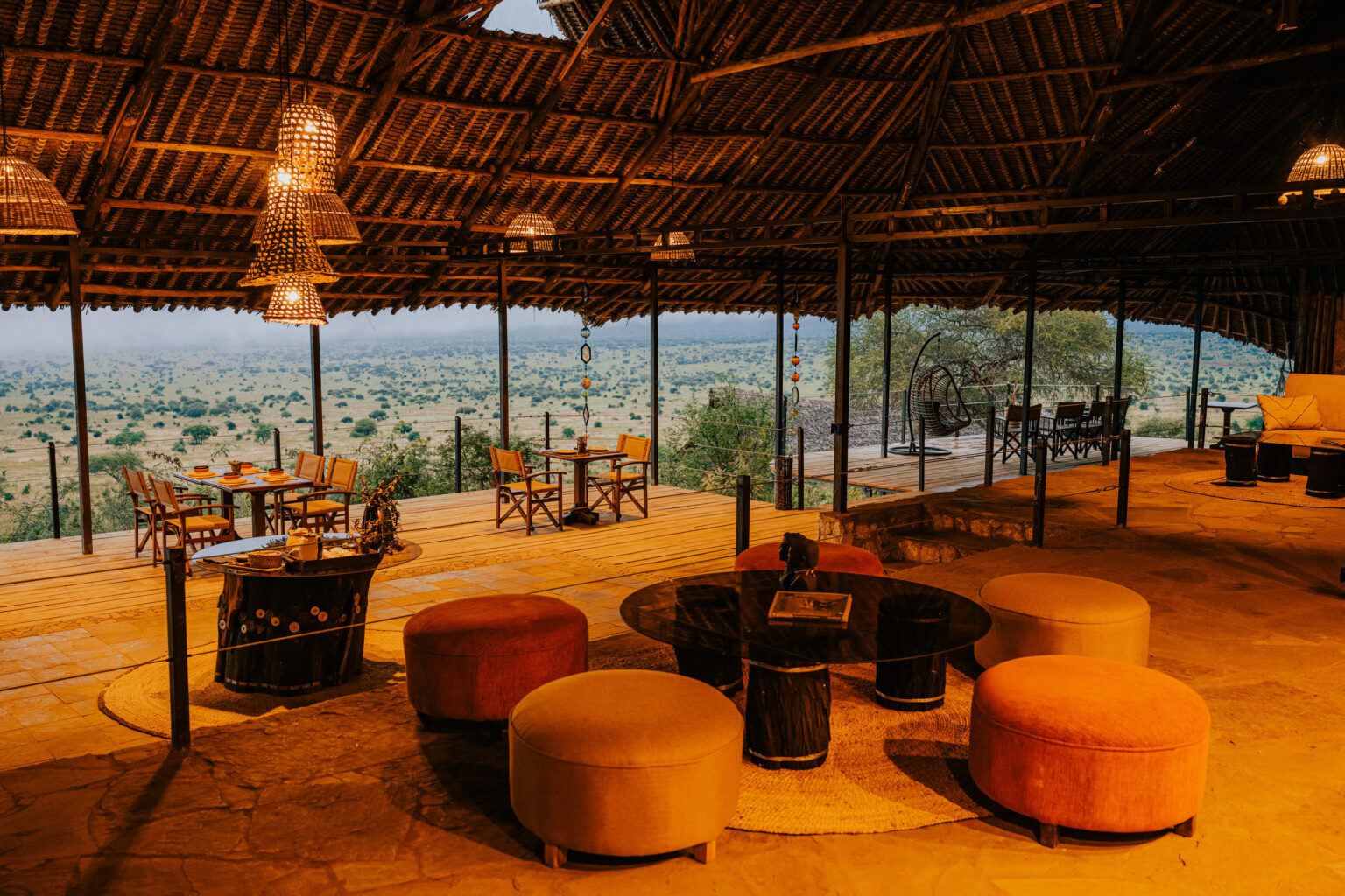 soroi cheetah tented camp dining area