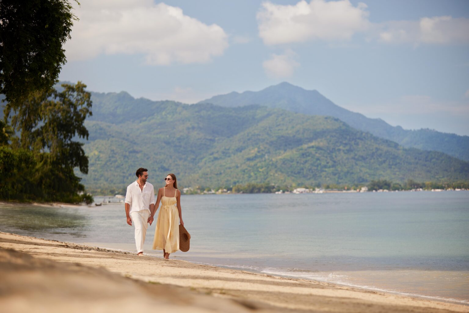 the sira lifestyle beach walk