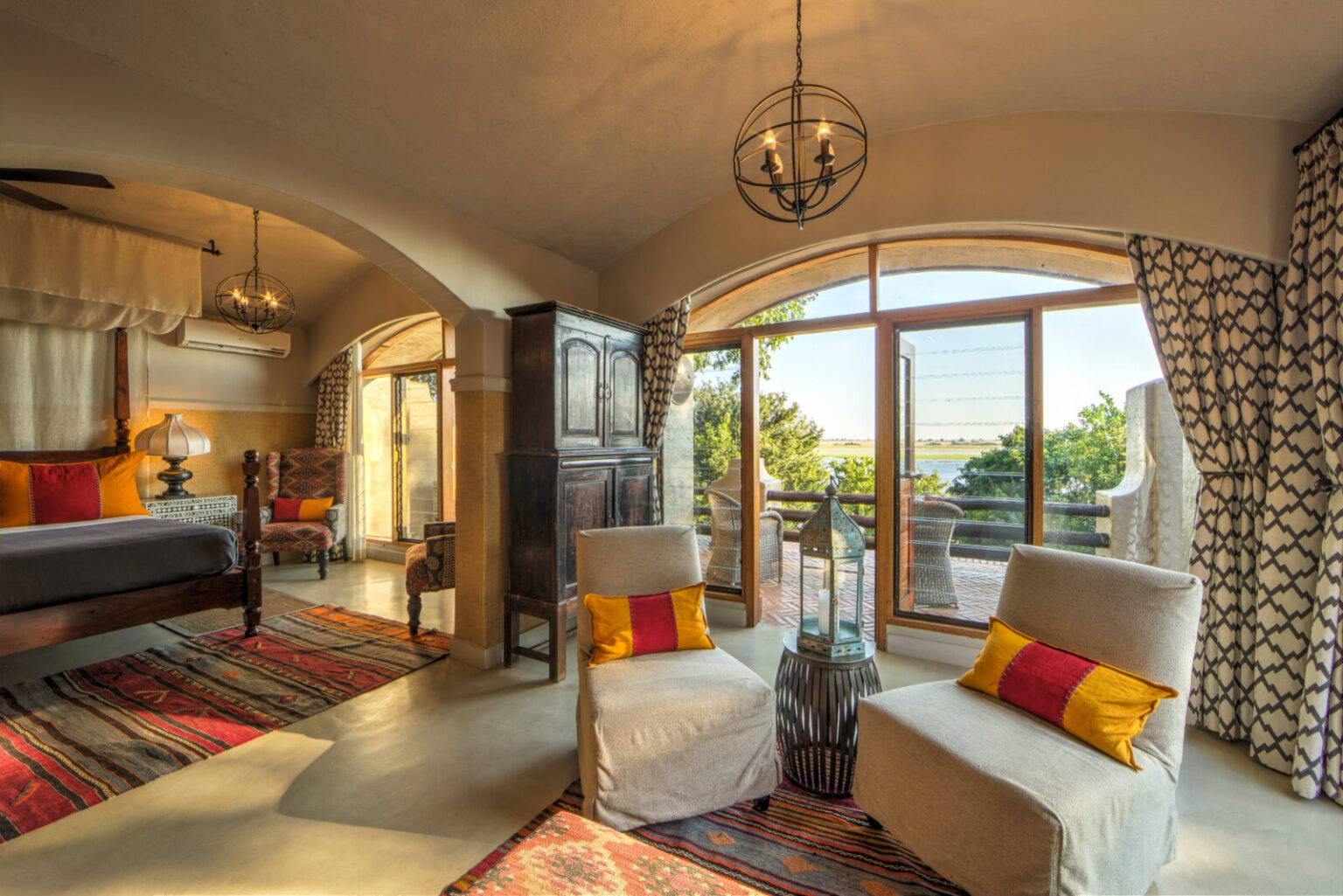 chobe game lodge przestronny apartament z salonem i wyjściem na taras