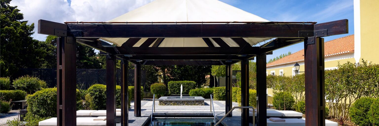 penha longa resort jacuzzi pod zadaszeniem na zewnątrz