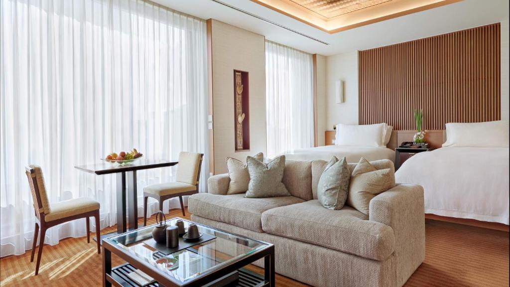 the peninsula tokyo 4