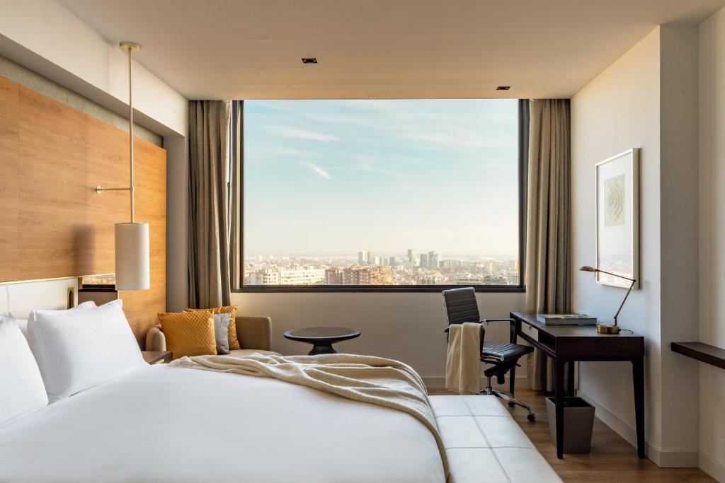 torre melina a gran meliá hotel sypialnia z widokiem