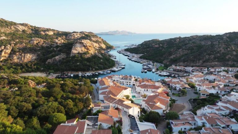 w sardinia poltu quatu widok z hotelu na Sardynię