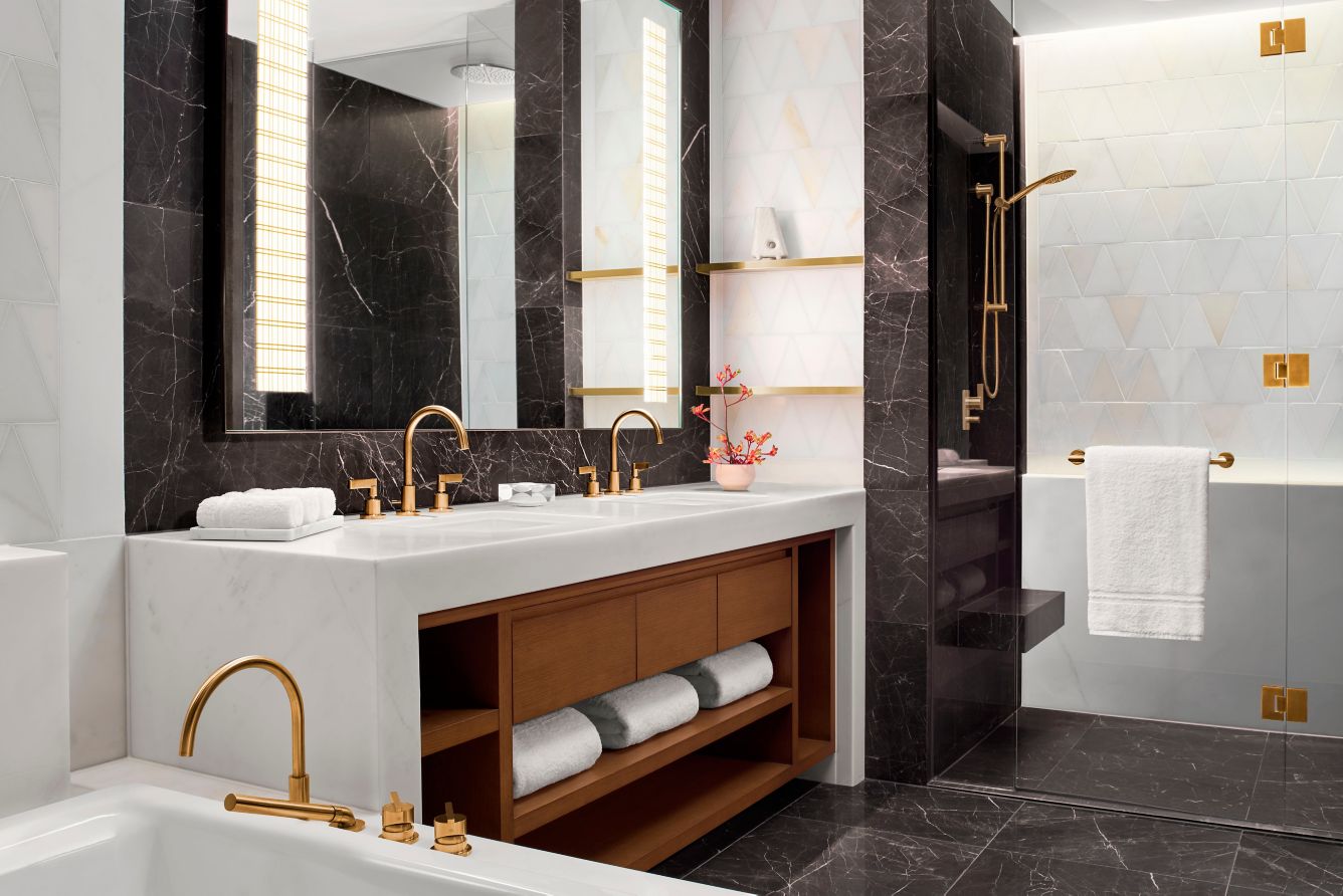rz melrz deluxe bathroom 33925 classic hor