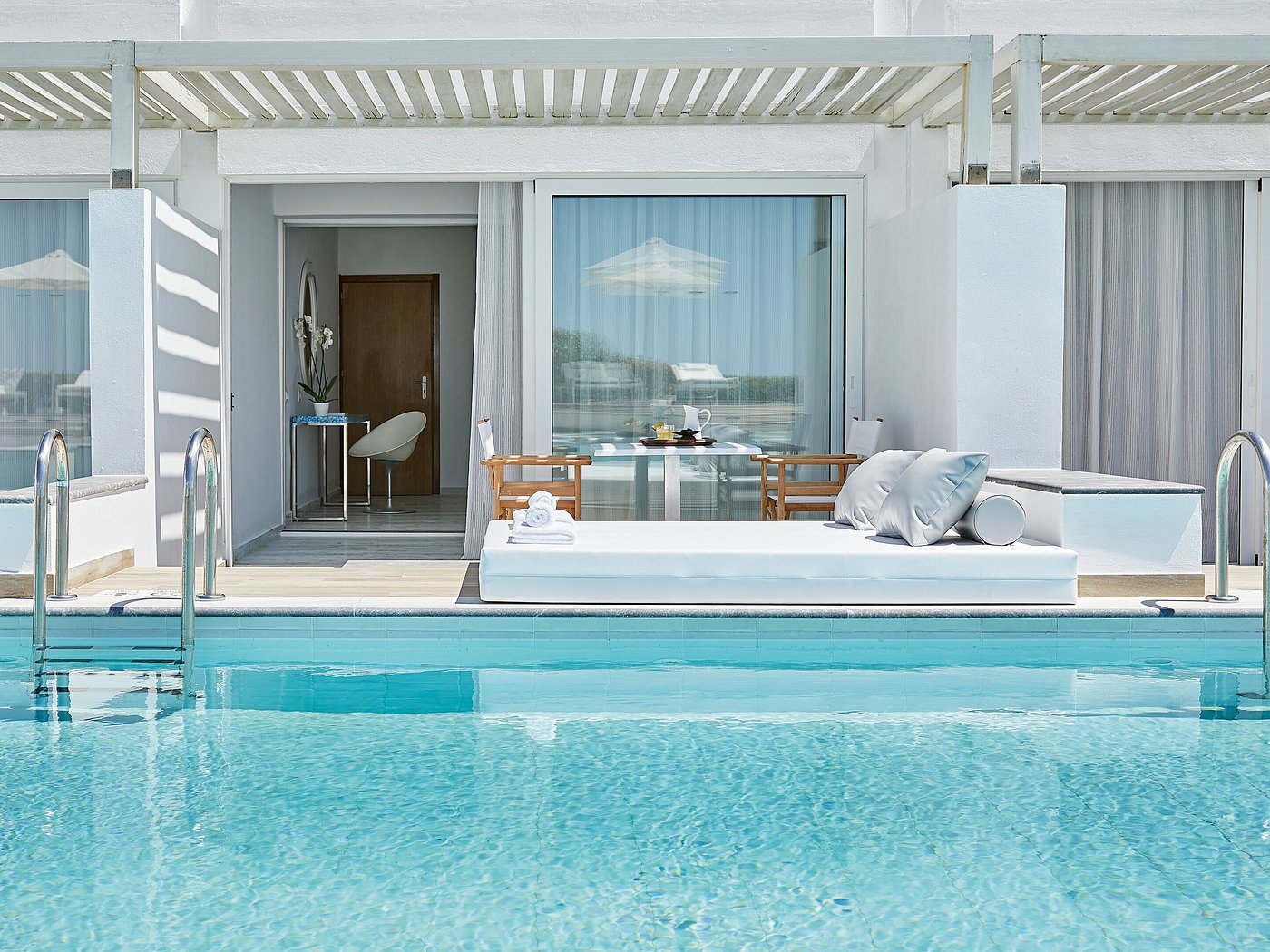 swim up family guestroom