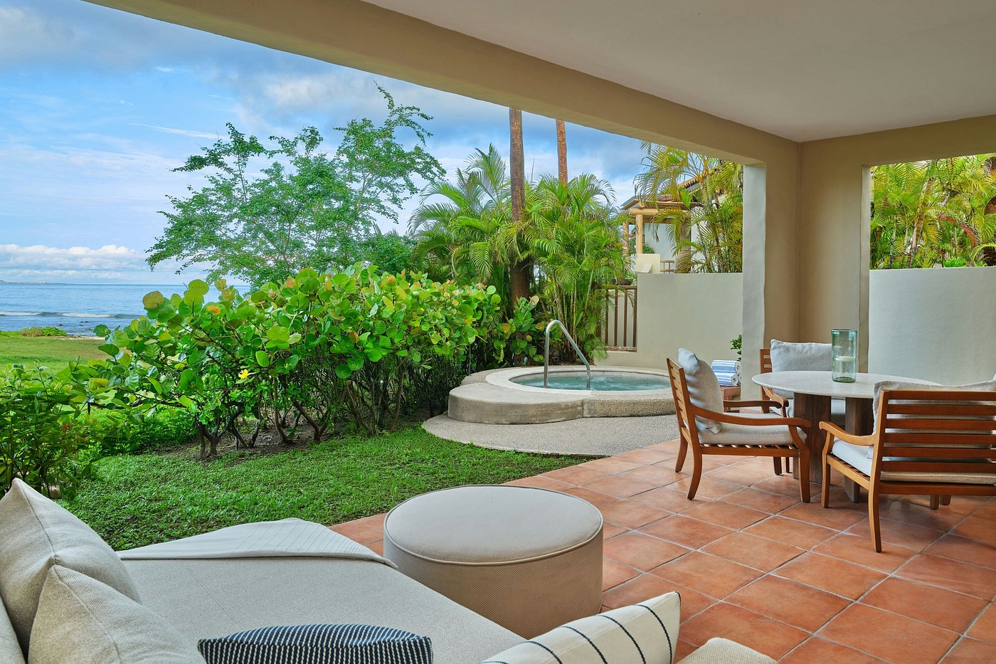 1 bedroom suite 1 king