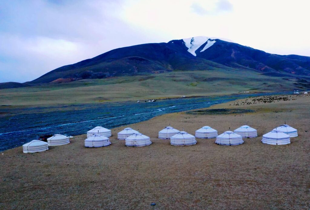 3 eagle camp 1