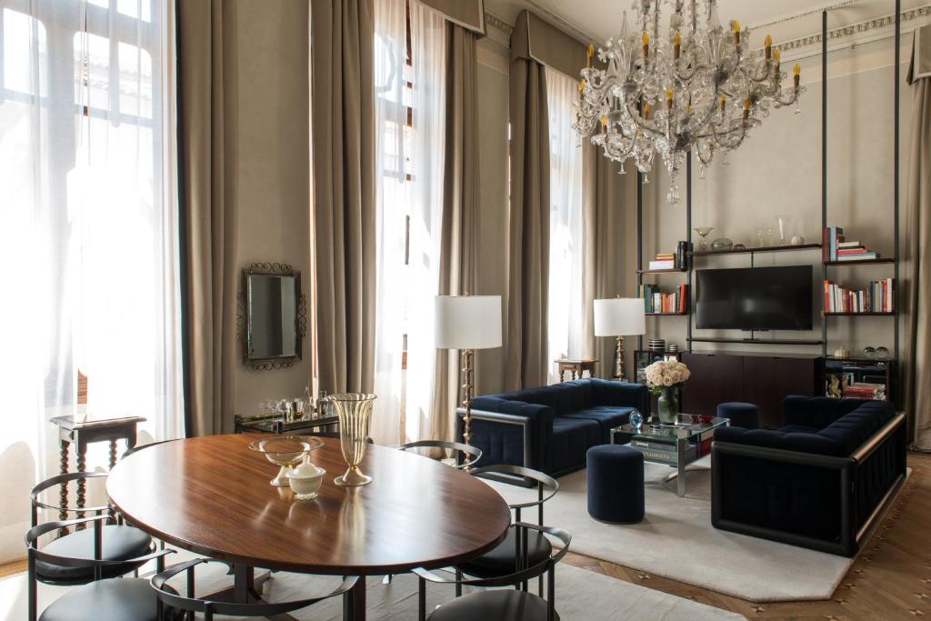 nolinski venezia apartament z jadalnią