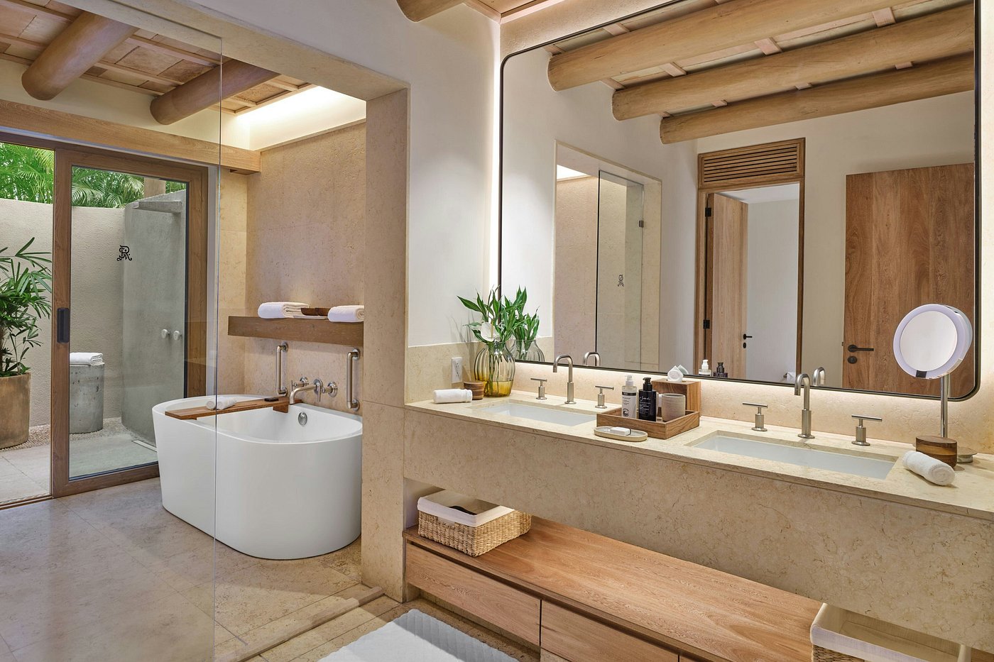 bathrooms (1)
