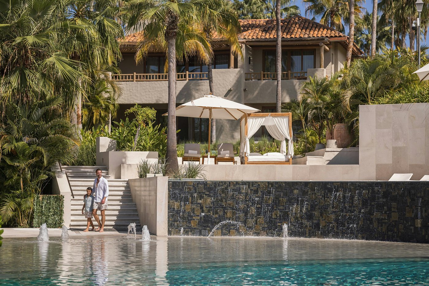 resort pool