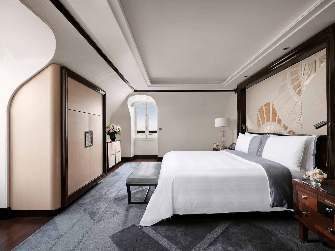 rooftop garden suite
