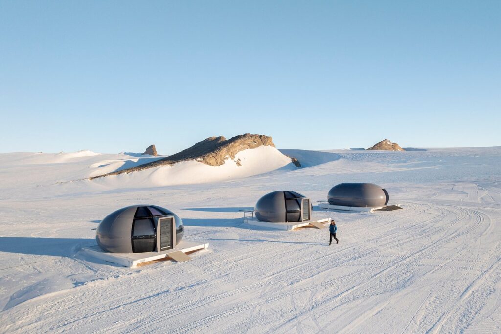 sleeping pods (1)