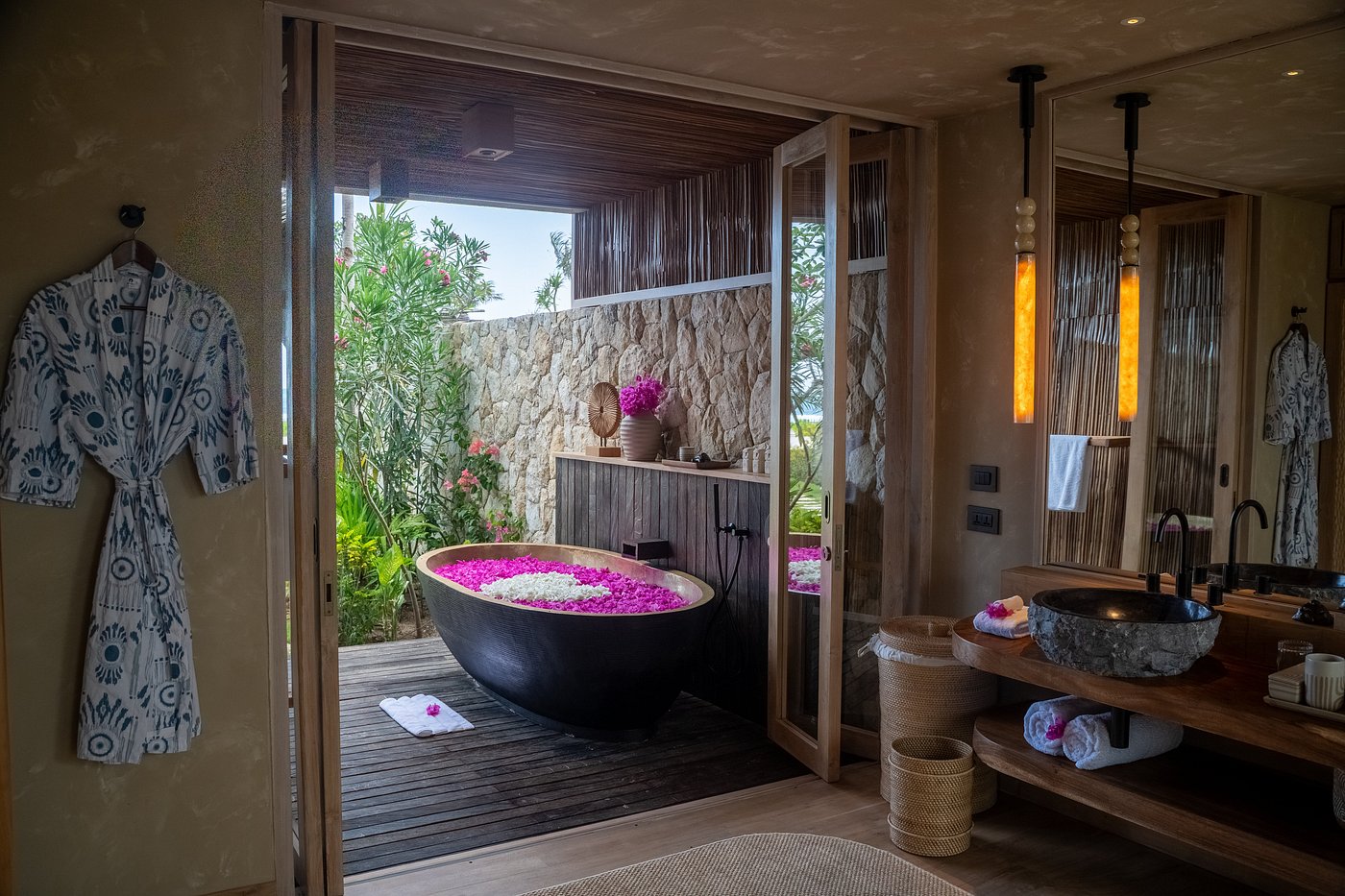 ume bo a beachfront bathroom
