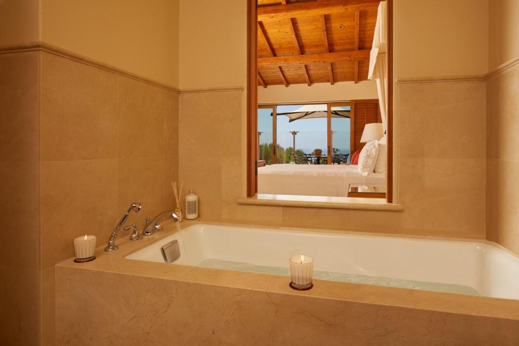 the resort at pelican hill 6