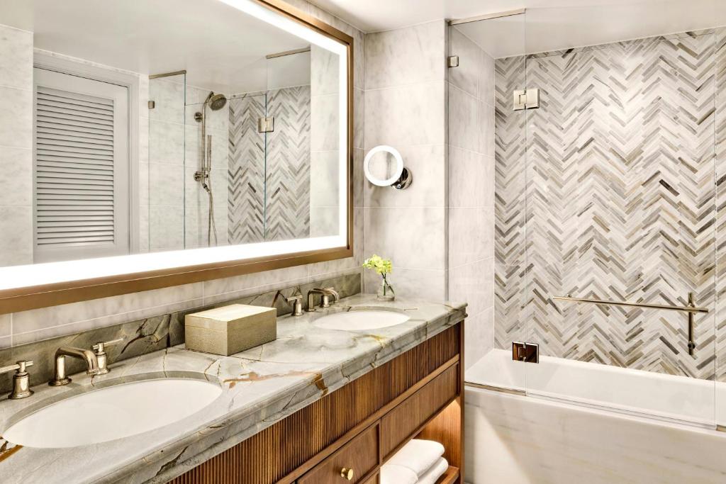 the ritz carlton laguna 12