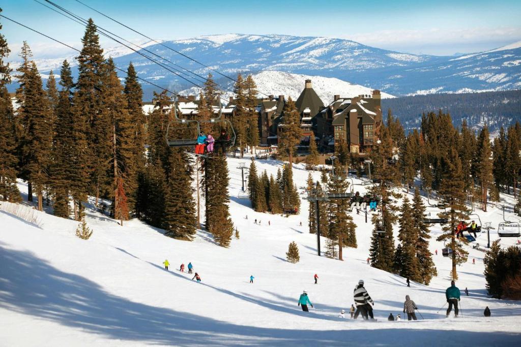 the ritz carlton lake tahoe 17