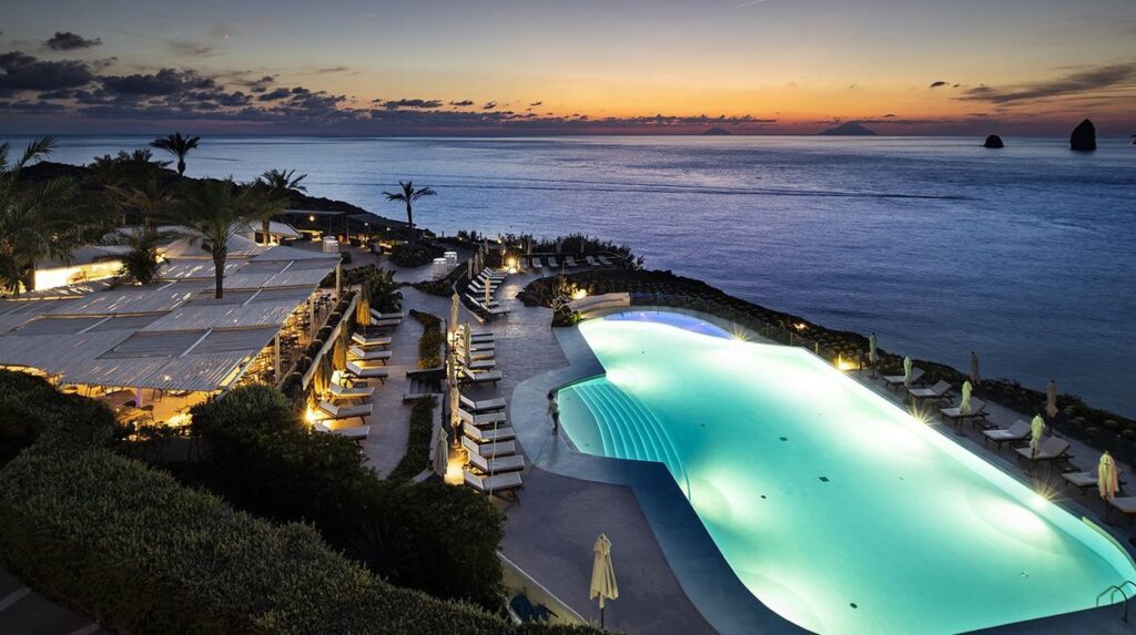 therasia resort & spa vulcano wakacjejpg