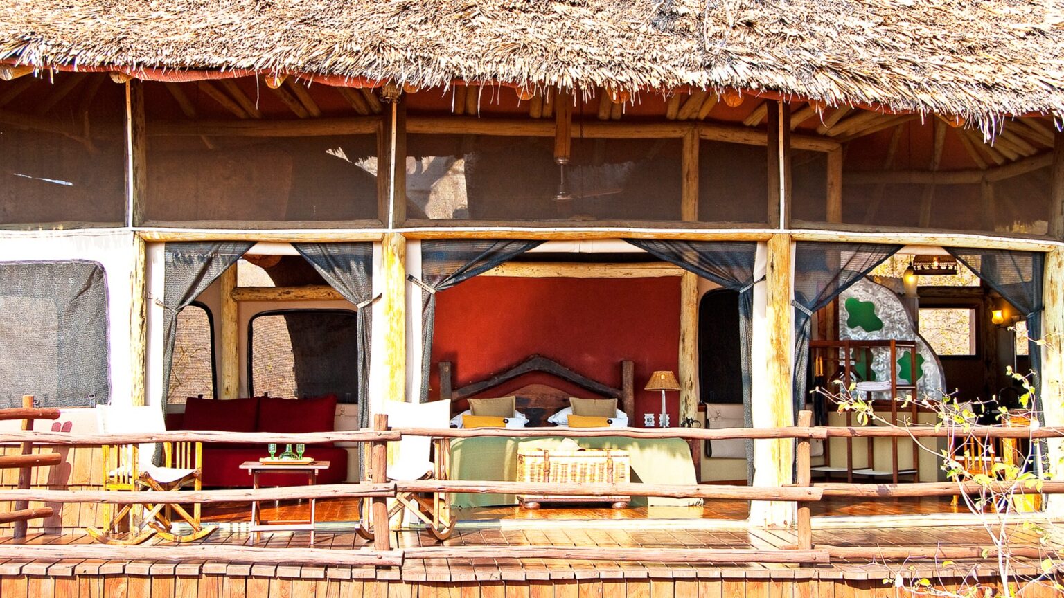 tree house close up at tarangire tops