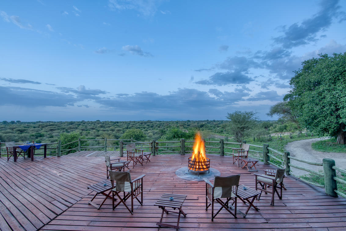 mm.tarangire.fireplace2